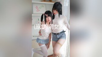 [MP4/ 288M] 03年清纯嫩妹妹，浴缸里操逼，后入小骚B，逼逼里进水了，转战床上