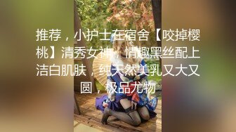 大逼少妇精彩展示，全程露脸抠逼玩弄高潮喷水不断