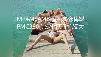 【巨乳美臀❤️极品骚货】推特极品美女『A_mam』最新啪啪甄选 卫_生间深喉跪舔 爆_乳乱颤 完美露脸 (1)