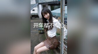 [MP4/ 719M] 军帅哥哥替国家扶贫，送完外卖来寻找妈妈的味道，风韵犹存的熟女姐姐硬，让弟弟插得逼兜肿了还不射！