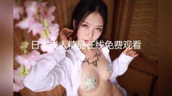 【新片速遞】 胡子哥沙发上操皮裤蜜桃臀骚女 直接撕开皮裤 拨开骚丁玩逼[740M/MP4/10:06]