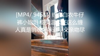 Brat跟男友草，让男友拍，她想主人一起弄她们