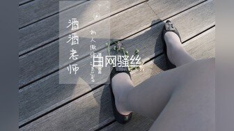 21 性奴跪地销魂吃鸡巴，被我一顿猛插，深喉