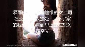 风景区女厕全景偷拍多位美女少妇前来献B (6)