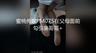 在出租房光着屁屁吃鸡口爆 吞不下跑厕所吐了